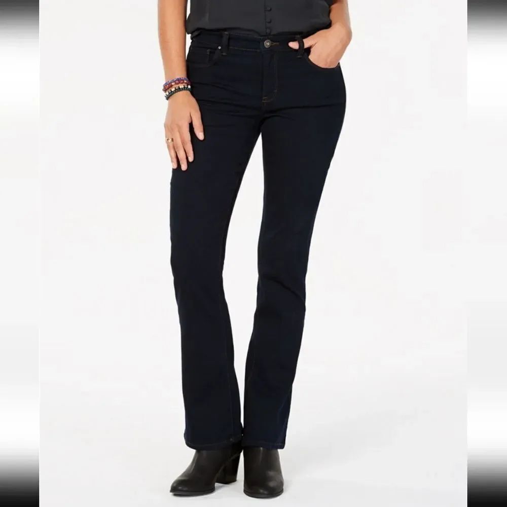 💛Style & Co Black Tummy Control Bootcut Jeans Size 8 Short